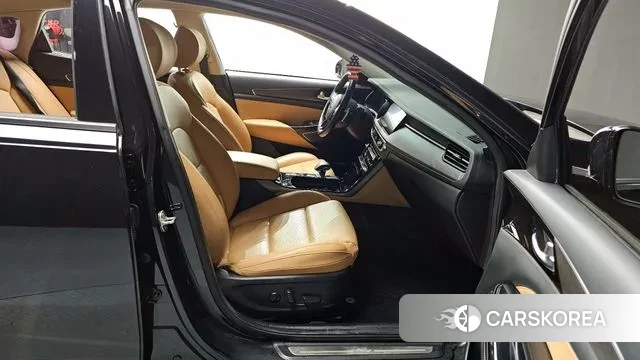 Kia K7 Premier 2019 Черный из Кореи, фото 2