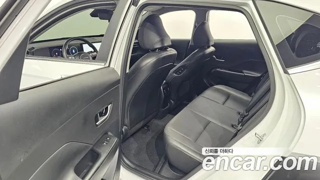 Hyundai Kona (SX2) 2023 Белый из Кореи, фото 2