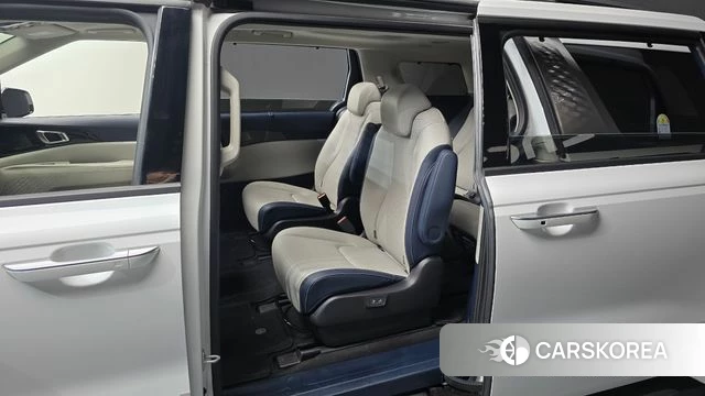 Kia The New Carnival 4th Generation 2024 Белый из Кореи, фото 2