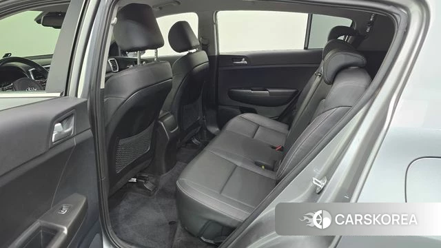 Kia Sportage The Bold 2021 Серый из Кореи, фото 2