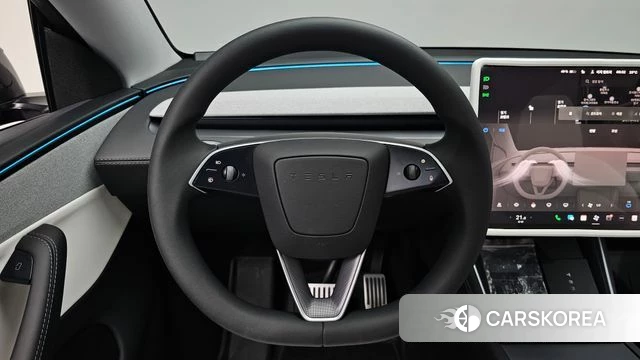 Tesla Model Y 2025 Серый из Кореи, фото 2