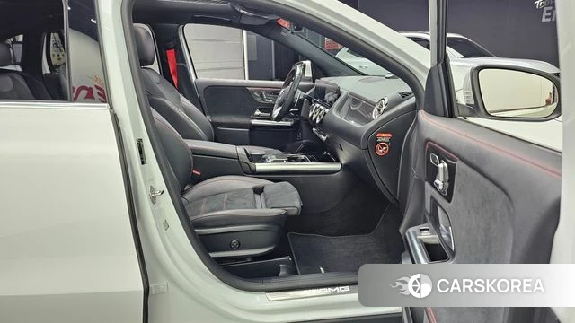 Mercedes-Benz GLA - Class H247 2022 Белый из Кореи, фото 2