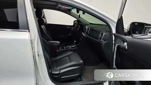 Kia Sportage 4th Generation 2018 Белый из Кореи, фото 2