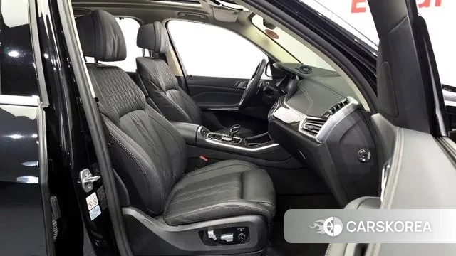 BMW X5 (G05) 2022 Черный из Кореи, фото 2