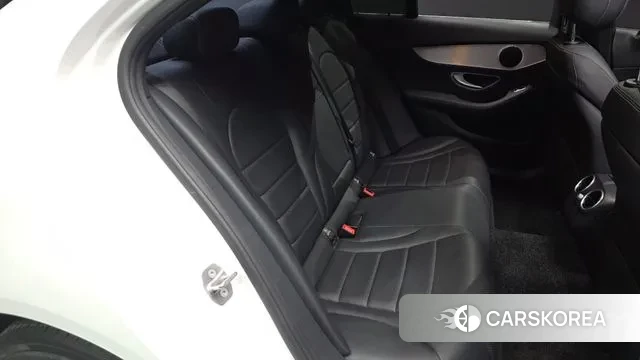 Mercedes-Benz C-Class W205 2020 Белый из Кореи, фото 2