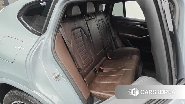 BMW X4 (G02) 2024 Серебристо-серый из Кореи, фото 2