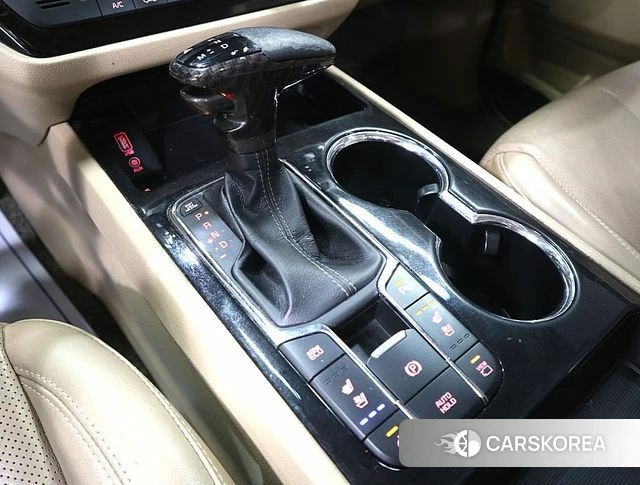 Kia The New Carnival 2018 Белый из Кореи, фото 2