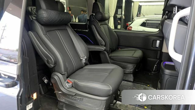 Hyundai Staria 2022 Серый из Кореи, фото 2