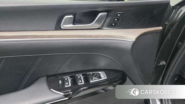 Kia K5 3rd generation 2021 Серый из Кореи, фото 2