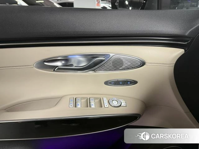 Genesis GV70 2021 Серый из Кореи, фото 2