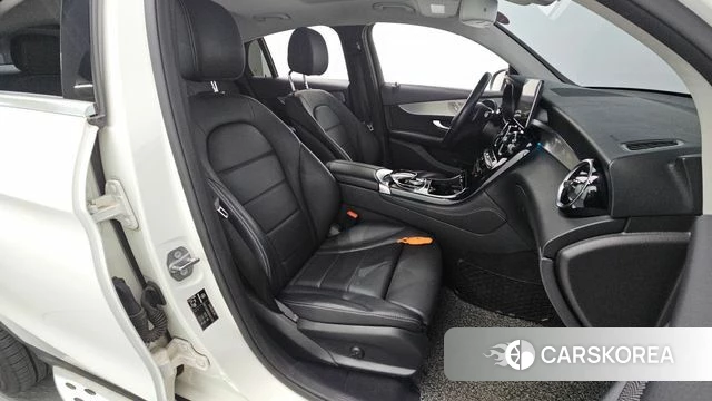 Mercedes-Benz GLC-Class X253 2018 Белый из Кореи, фото 2