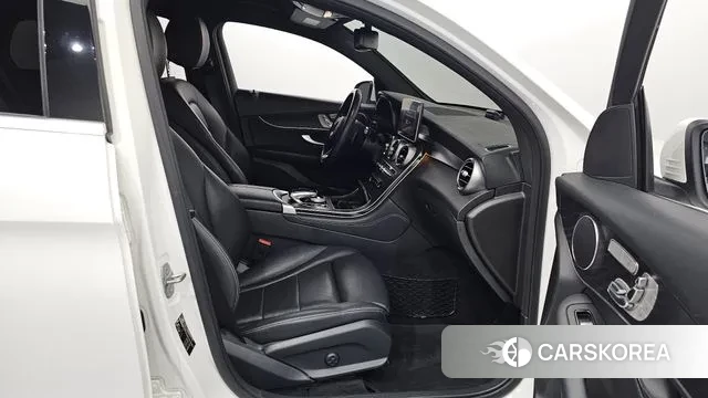 Mercedes-Benz GLC-Class X253 2019 Белый из Кореи, фото 2