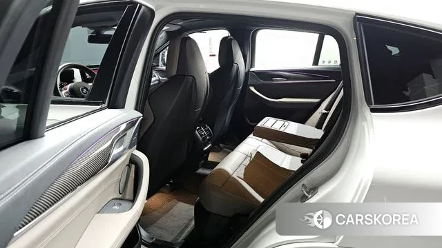 BMW X4M (G02) 2024 Белый из Кореи, фото 2