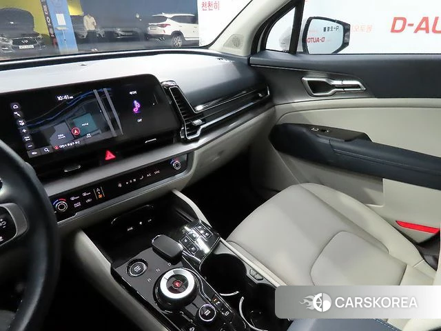 Kia Sportage 5th Generation 2023 Белый из Кореи, фото 2