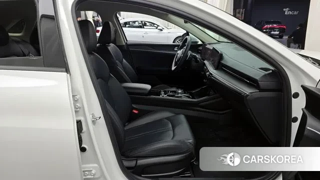 Kia The New K5 3rd generation 2024 Белый из Кореи, фото 2