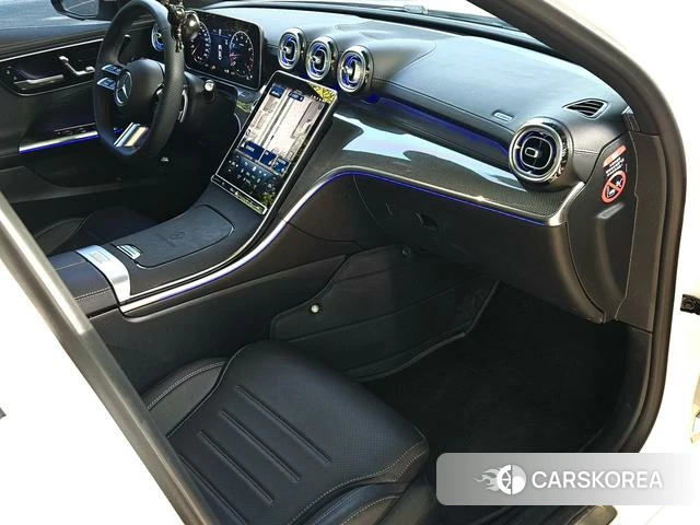Mercedes-Benz Class C 2025 Белый из Китая, фото 2
