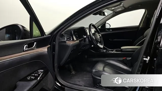 Kia K5 3rd generation 2021 Черный из Кореи, фото 2