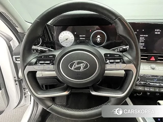 Hyundai Avante (CN7) 2021 Белый из Кореи, фото 2