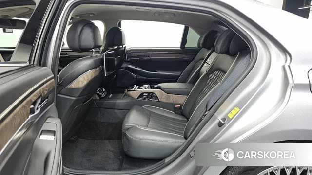 Genesis G90 2020 Серебристо-серый из Кореи, фото 2