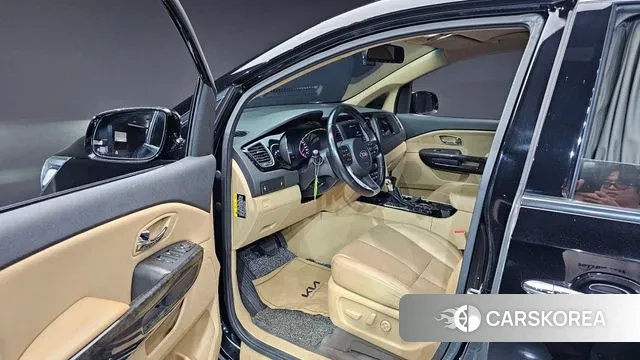 Kia The New Carnival 2018 Черный из Кореи, фото 2