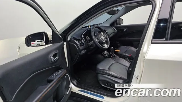 Jeep Compass 2nd Generation 2019 Белый из Кореи, фото 2