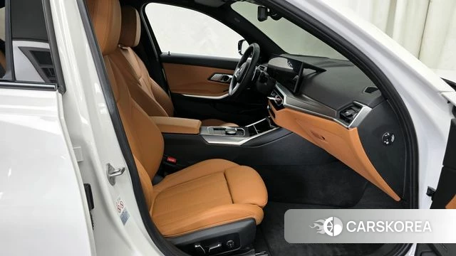 BMW 3 Series (G20) 2024 Белый из Кореи, фото 2