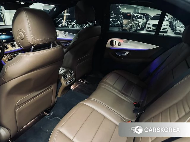 Mercedes-Benz E-Class W213 2021 Синий из Кореи, фото 2