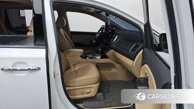 Kia The New Carnival 2020 Белый из Кореи, фото 2