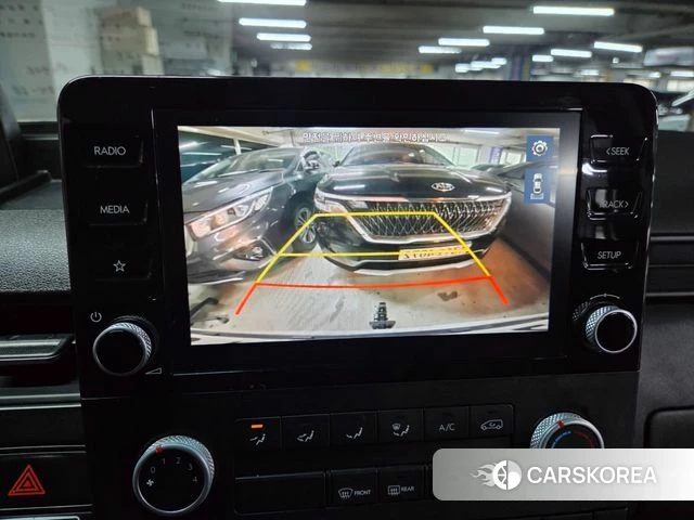 Hyundai Staria 2023 Белый из Кореи, фото 2