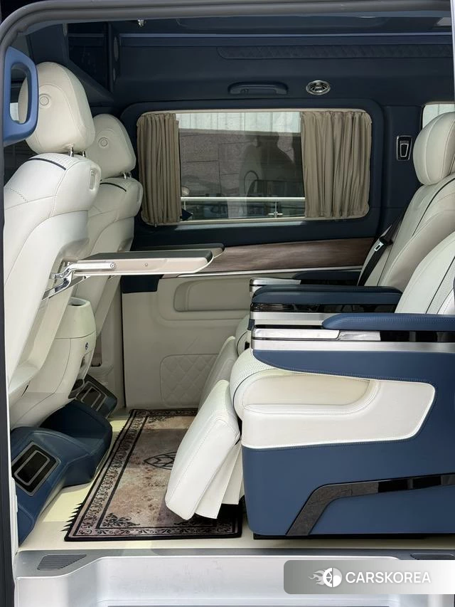 Mercedes-Benz V-class 2022 Черный из Китая, фото 2