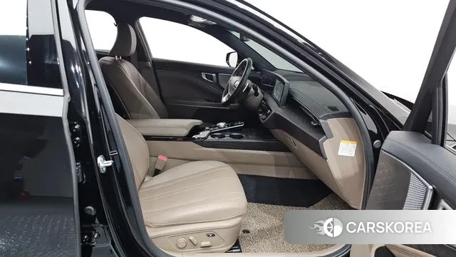 Kia K8 Hybrid 2023 Черный из Кореи, фото 2