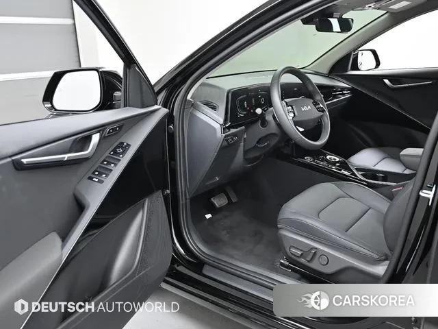 Kia Di Ol Nu Niro 2024 Черный из Кореи, фото 2