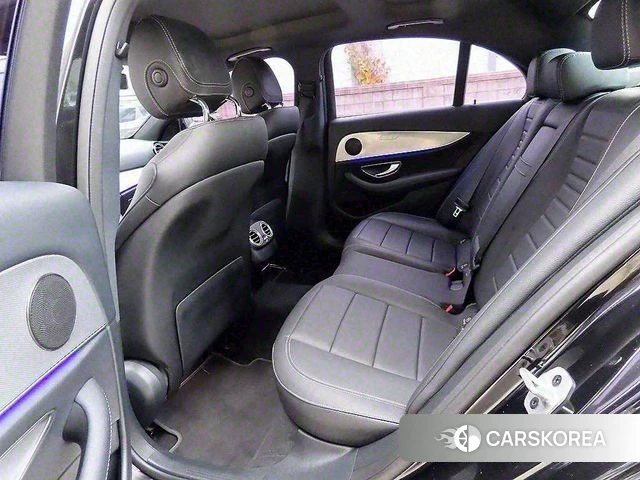 Mercedes-Benz E-Class W213 2019 Черный из Кореи, фото 2