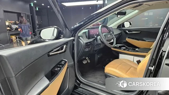 Kia EV6 2022 Черный из Кореи, фото 2