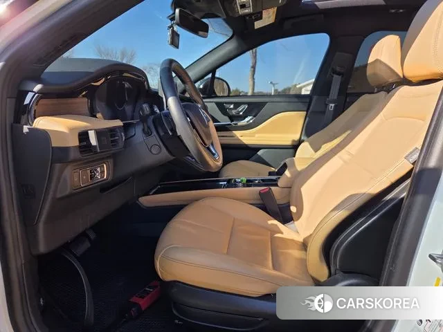 Lincoln Corsair 2021 Белый из Кореи, фото 2