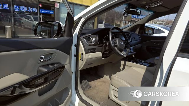 Kia The New Carnival 2020 Белый из Кореи, фото 2