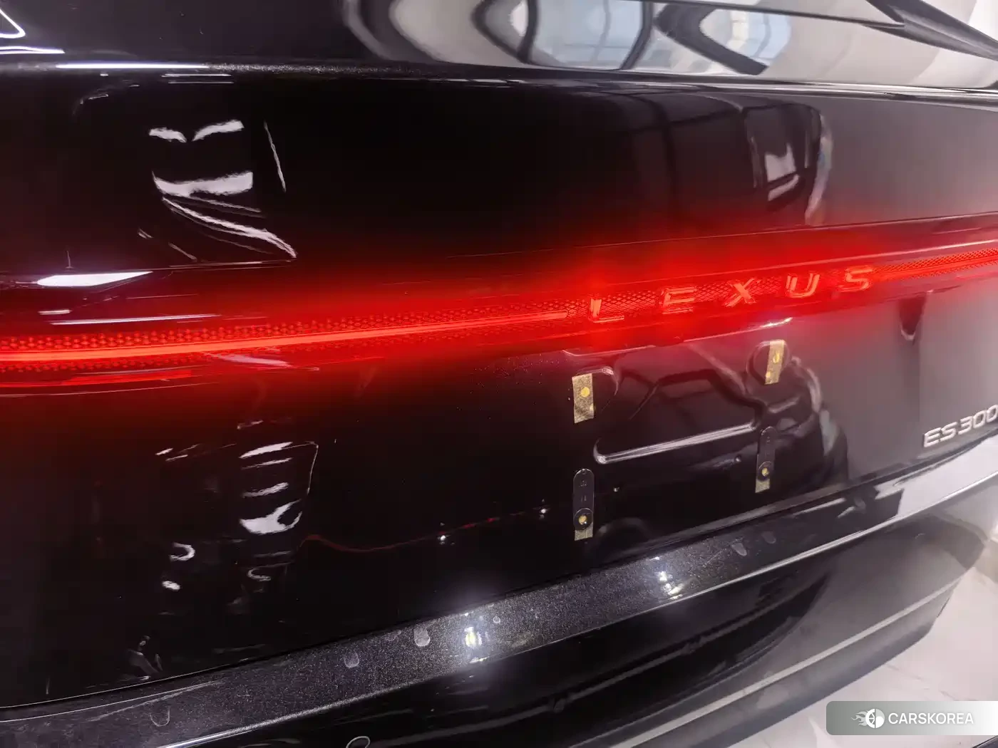 Lexus ES 2026 Черный из Китая, фото 3
