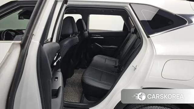 Kia Seltos 2022 Белый из Кореи, фото 2