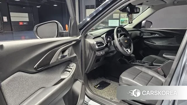 Chevrolet (GM Daewoo) Trailblazer 2020 Серый из Кореи, фото 2