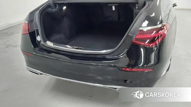 Mercedes-Benz S-Class W223 2022 Черный из Кореи, фото 2