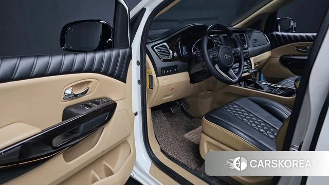Kia The New Carnival 2018 Белый из Кореи, фото 2