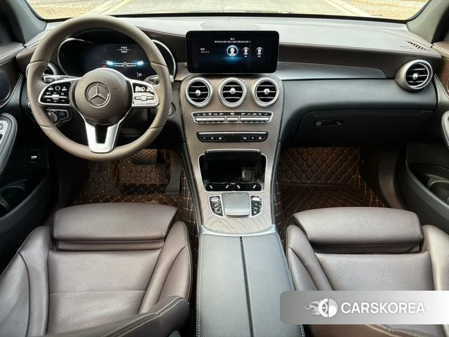 Mercedes-Benz GLC 2021 Черный из Китая, фото 2