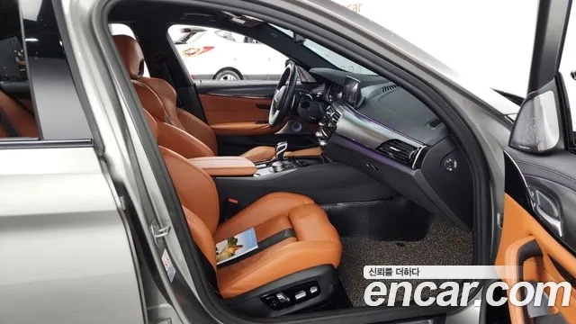 BMW M5 (F90) 2019 Серебристо-серый из Кореи, фото 2
