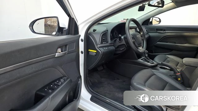 Hyundai Avante AD 2018 Белый из Кореи, фото 2