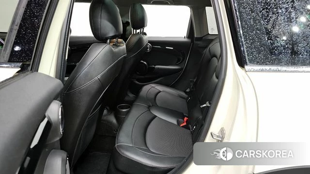 Mini Cooper 2018 Жемчужный цвет из Кореи, фото 2