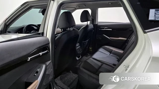 Kia Seltos 2021 Белый из Кореи, фото 2