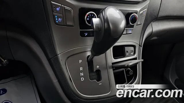 Hyundai The New Grand Starex 2019 Серебристо-серый из Кореи, фото 2