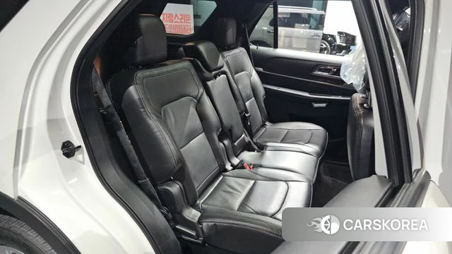 Ford Explorer 2019 Белый из Кореи, фото 2
