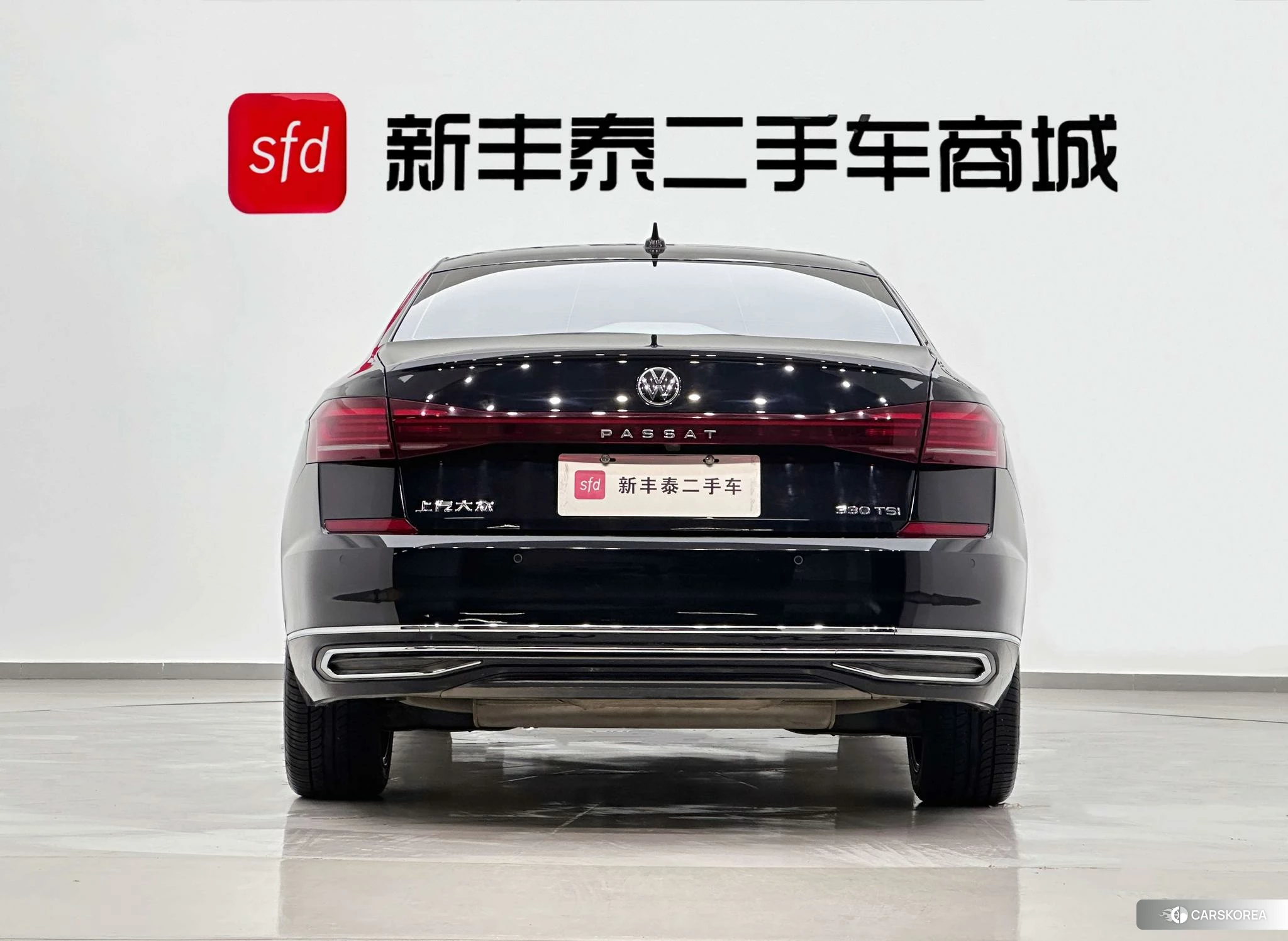 Volkswagen Passat 2023 Черный из Китая, фото 2