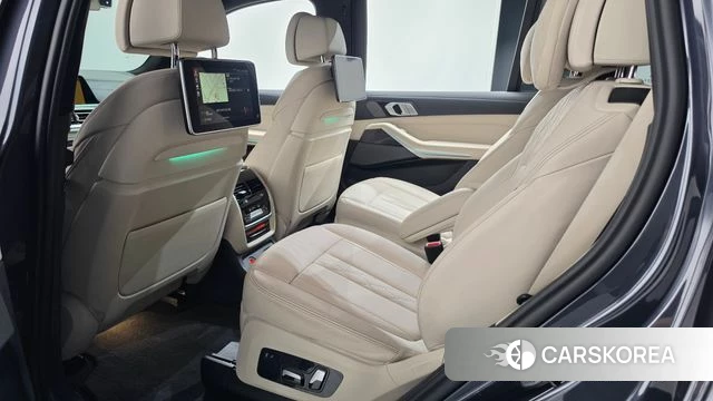 BMW X7 (G07) 2021 Серый из Кореи, фото 2